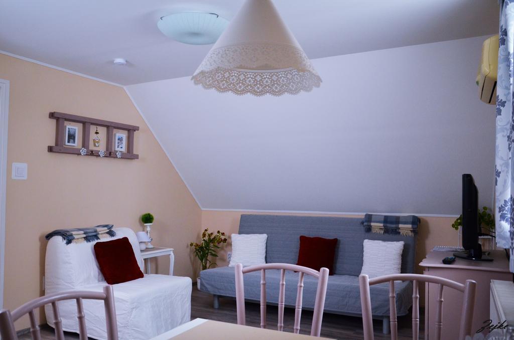 Abraham Vintage Szobak & Apartmanok Πετς Εξωτερικό φωτογραφία