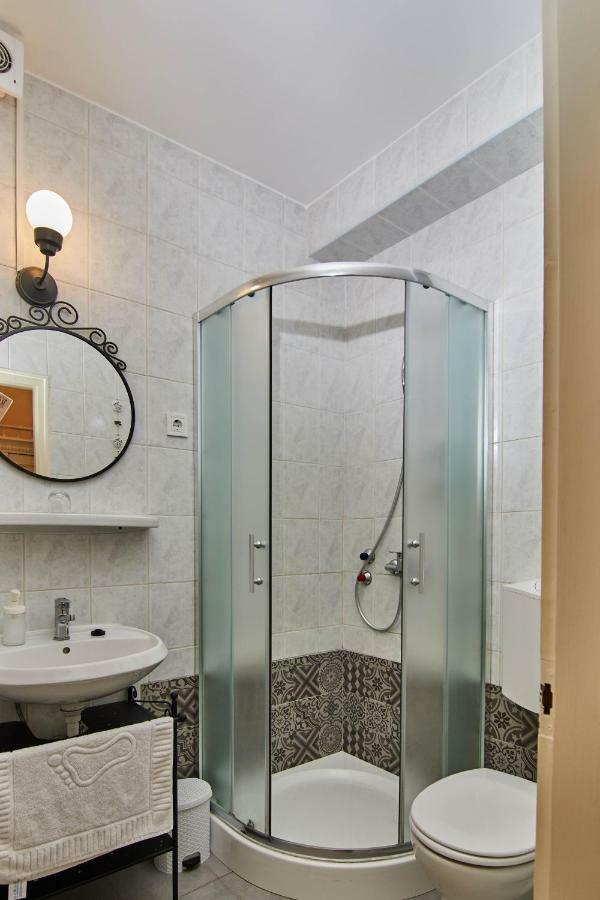 Abraham Vintage Szobak & Apartmanok Πετς Εξωτερικό φωτογραφία